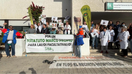 Los médicos españoles claman basta: "O nos devuelven la dignidad o la sanidad pública cae con nosotros"