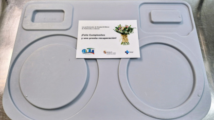 El Hospital El Bierzo (León) sorprende a sus pacientes con un regalo el día de su cumpleaños