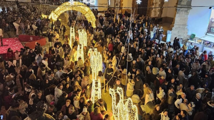 Iluminación navideña en Fuente del Maestre