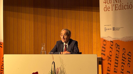 El presidente del Gremi d'Editors de Catalunya, Patrici Tixis, en rueda de prensa este lunes