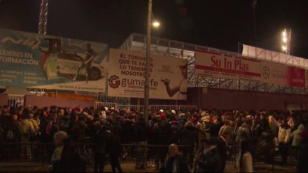 Aficionados esperando a las puertas del Pedro Escartín