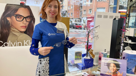 María José Catalá, óptico y gerente de Óptica Constitución