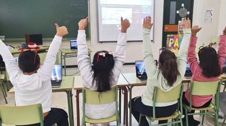 Alumnado de Tomelloso participando en el Kahoot Navideño Nacional Intercentros