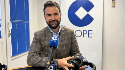 Joaquín Zapata, en los estudios de COPE