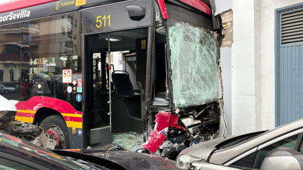 El autobús de Sevilla, siniestrado