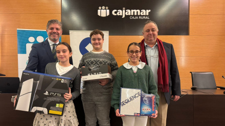 COPE Málaga entrega los premios del Concurso de Tarjetas de Navidad   2025