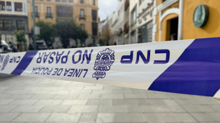 Cordón policial en la Plaza de España