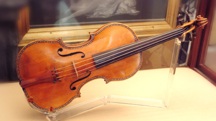 AH8157 Antonio Stradivarius Italian string violin