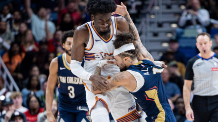 Mark Williams y José Alvarado protagonizaron la anécdota de la noche en la NBA.