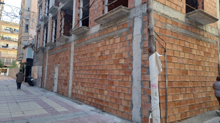 Edificio donde fue desalojado el okupa en Lorca