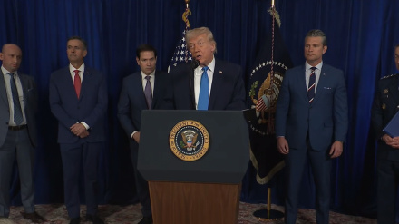 PALM BEACH, Jan. 3, 2026  -- A screen shot taken from a video released by the White House shows U.S. President Donald Trump holding a press conference at the Mar-a-Lago estate in Palm Beach, Florida, the United States, Jan. 3, 2026. U.S. raid "a heavily fortified military fortress in the heart of Caracas" to capture Maduro -- Trump,Image: 1063007127, License: Rights-managed, Restrictions: , Model Release: no, Credit line: Hu Yousong / Xinhua News / ContactoPhotoEditorial licence valid only for Spain and 3 MONTHS from the date of the image, then delete it from your archive. For non-editorial and non-licensed use, please contact EUROPA PRESS.03/1/2026 ONLY FOR USE IN SPAIN