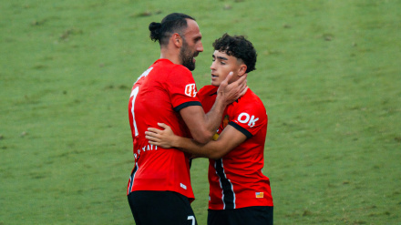 Muriqi y Virgili ante el Atlético