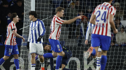 Sorloth celebra el gol del Atlético de Madrid a la Real Sociedad