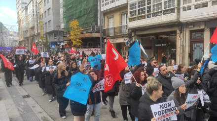 La manifestación central tuvo lugar por las calles de A Coruña