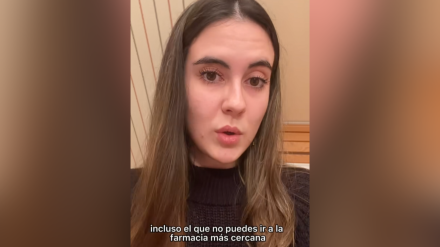 Elena, farmacéutica, en el vídeo