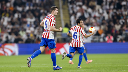 Sorloth celebra su gol en la Supercopa en el Atlético - Real Madrid