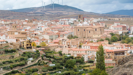 Ágreda y Aerogeneradores (Castilla y León, España)