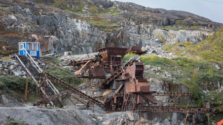 Maquinaria minera en Qaqortoq, Groenlandia