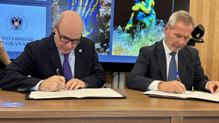 El Puerto de Motril y la Universidad de Granada sellan una alianza para convertir la costa en un polo de investigación