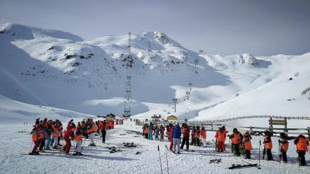 Esquiadores en Fuentes de Invierno