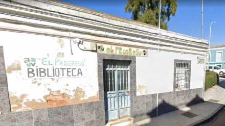 Construcción que se hubiera remodelado para albergar el centro de acogida de El Progreso