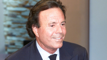 Paloma Barrientos: "No estamos hablando de unas mujeres que se puedan marchar de un trabajo así tranquilamente; porque Julio Iglesias, en Dominicana, es un dios"