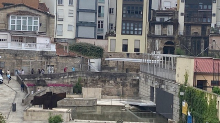 La piscina termal de As Burgas permanece cerrada al público desde el año 2020