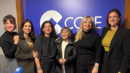 El debate por las estatuas en el Puerto de Málaga: entre la "merdellonada" y la exigencia de disculpas al artista Ginés Serrán