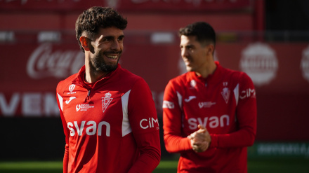 Óscar Gil ya se entrena con el Real Murcia