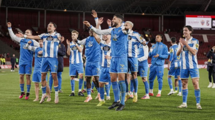 Los futbolistas del Deportivo celebran la victoria contra el Almería