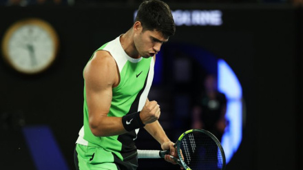 Alcaraz debutó con victoria en Melbourne