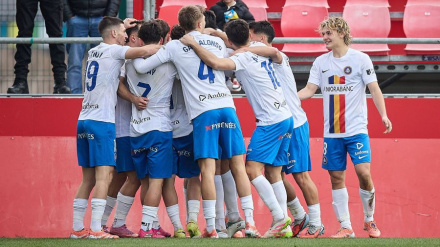 Los jugadores del Andorra celebran su victoria ante el Mirandés