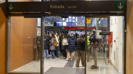 Vista de la estacion de tren Huelva, en la que se espera la llegada familiares tras el accidente de tren