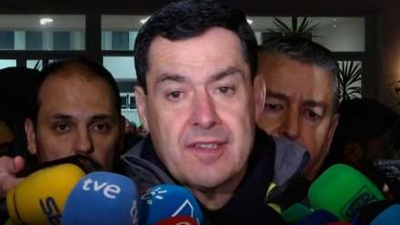 Juanma Moreno, presidente de la Junta de Andalucía, comparece tras la tragedia ferroviaria en Adamuz (Córdoba)