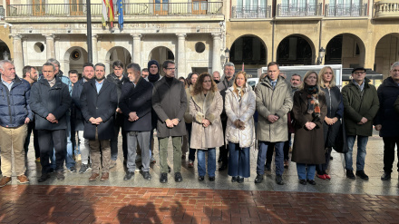 Logroño se rompe en un emotivo silencio por la tragedia de Adamuz