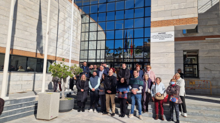 Salobreña guarda un minuto de silencio por las víctimas del accidente de tren de Córdoba