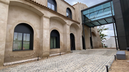 Edificio de la Escuela de Artes y Oficios en el antiguo Monasterio de los Agustinos.