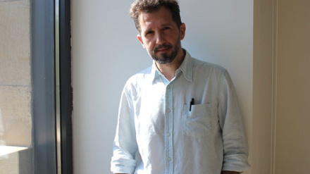 Escucha aquí la entrevista a Carlos Muguiro