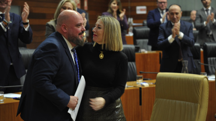 Guardiola felicita a Manuel Naharro, presidente de la Asamblea de Extremadura