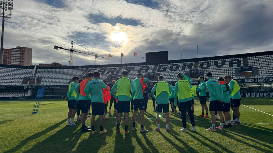 El Efesé en una sesióin preparatoria del partido ante el Europa