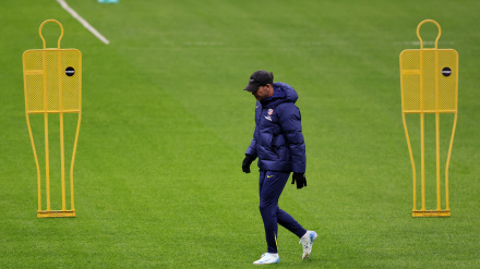 Diego Pablo Simeone, durante el entrenamiento previo al partido ante el Galatasaray