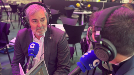 El Presidente del Gobierno de Canarias, Fernando Clavijo en los micrófonos de Herrera en COPE Canarias desde FITUR 2026
