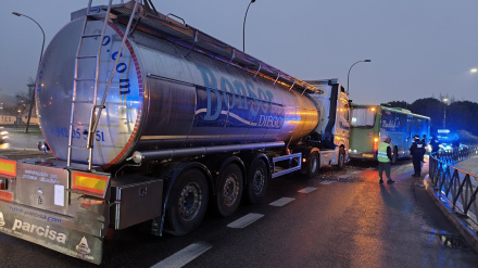 Alcance entre un camión y el autobús