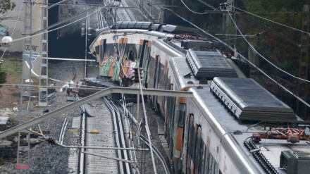 Un descarrilamiento provocado por la cesión de un muro de contención
