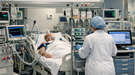 Unidad de Cuidados Intensivos creado por IA