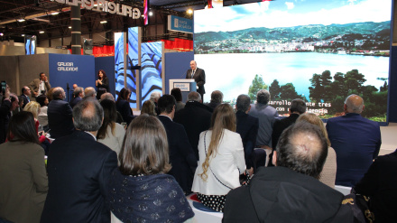 El director-gerente de Expourense, Rogelio Martínez, presenta las citas internacionales