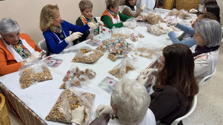 La Asociación de Antiguas Alumnas de las Madres Mercedarias embolsan los "Rollicos de San Blas"
