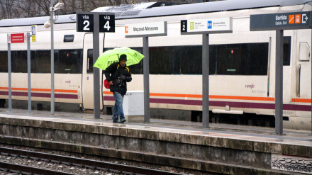 El servicio de rodalies y regionales ha estado suspendido esta mañana hasta que el servicio sea seguro y sostenido en el tiempo