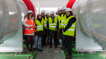 Visita de autoridades a la fábrica Valogreene Recinor en As Somozas