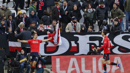 Asier Osambela celebra el gol marcado ante el Rayo.